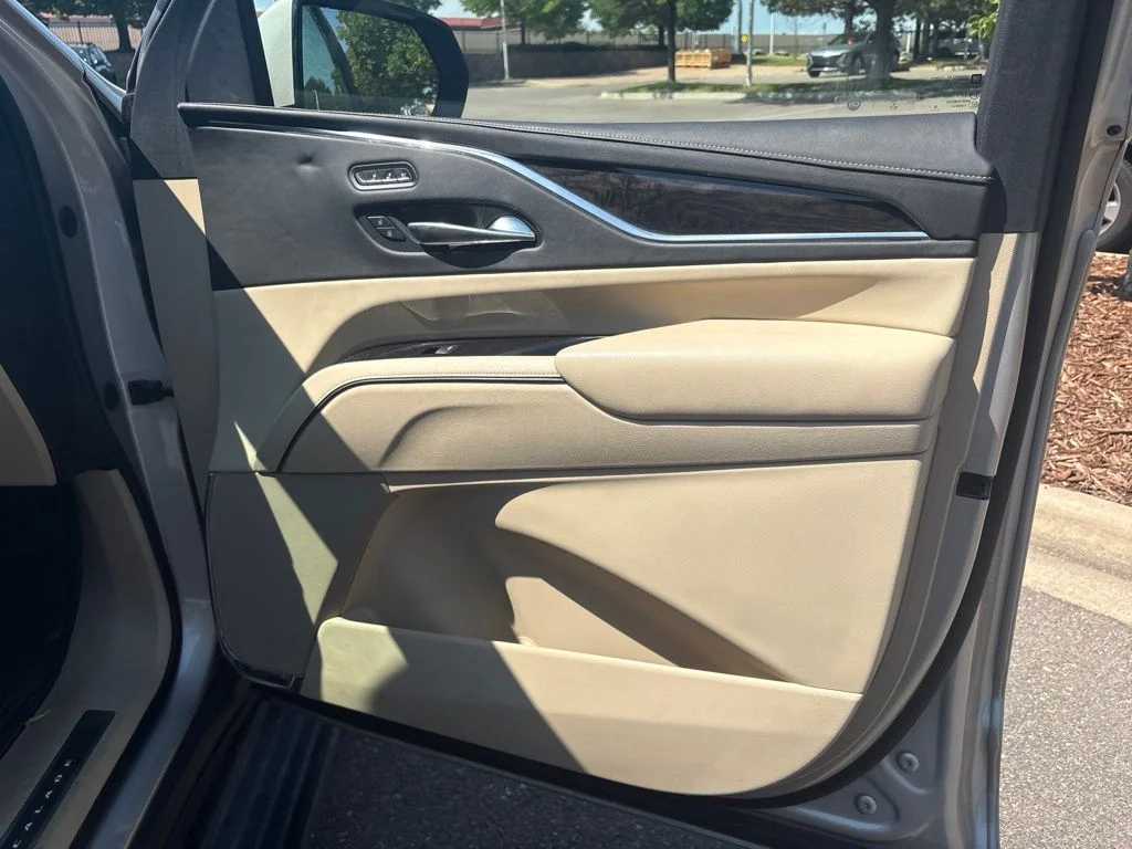 Used 2021 Beige Cadillac Premium image 28