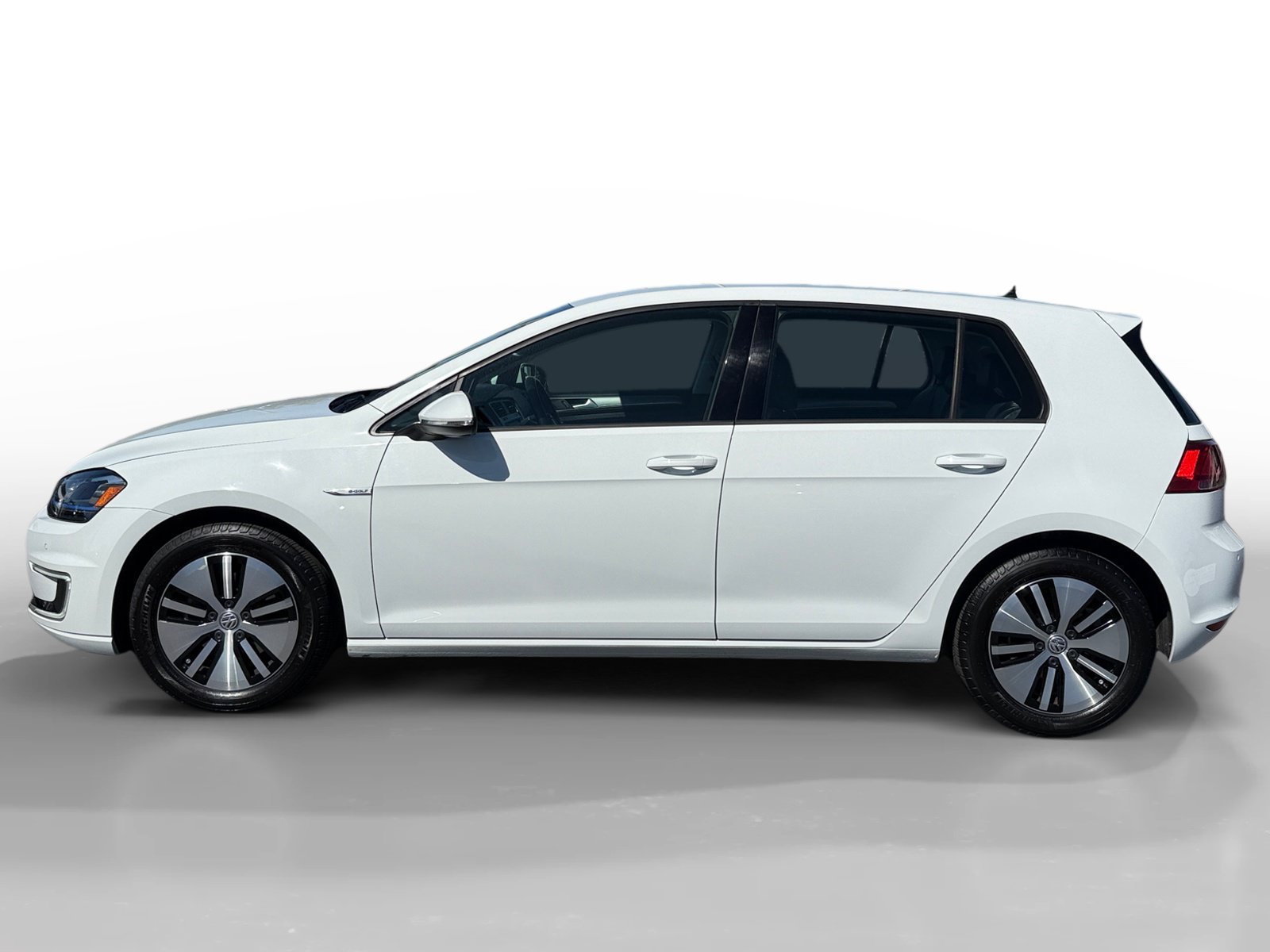 Used 2016 Volkswagen e-Golf e-Golf SEL Premium with VIN WVWPP7AU5GW902932 for sale in San Jose, CA