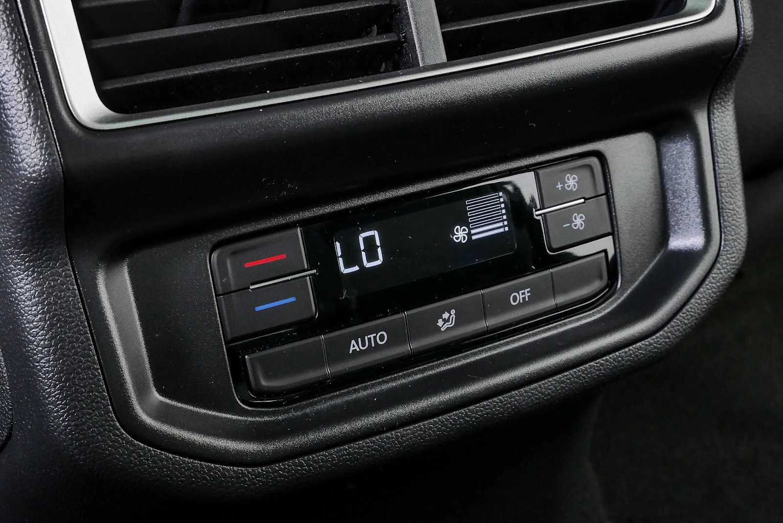 New 2026 Deep Black Pearl Volkswagen 2.0T SE w/Technology image 19