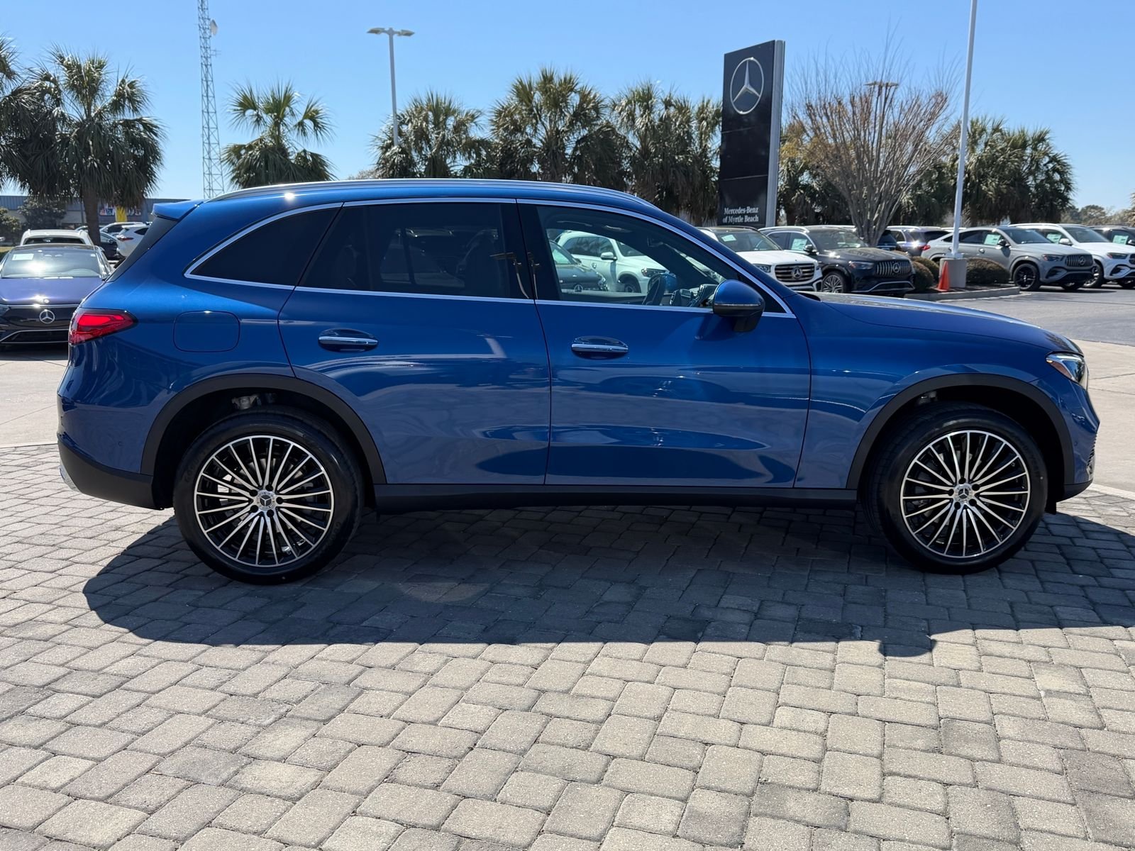 New 2026 Starling Blue Metallic Mercedes-Benz GLC 300 image 7