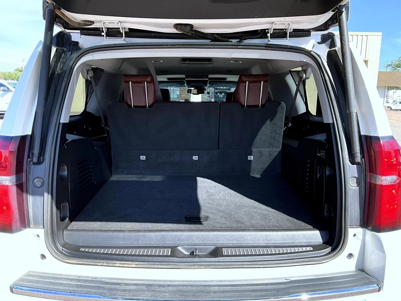 Used 2019 Beige Chevrolet Premier image 10