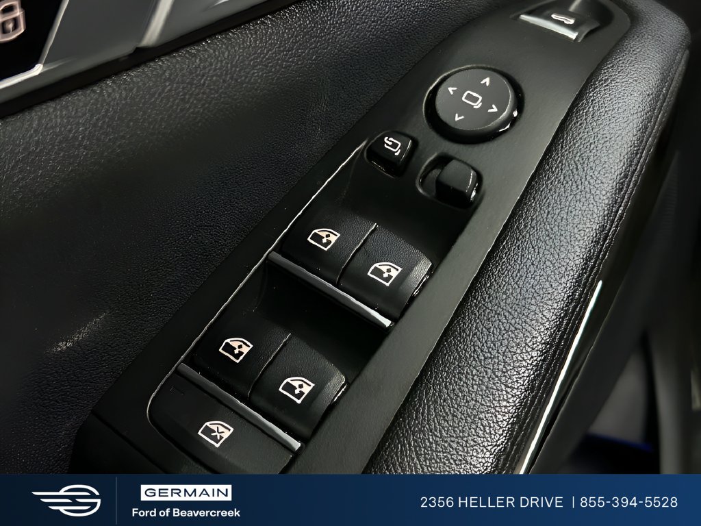 Used 2021 Black Sapphire Metallic BMW xDrive40i image 12