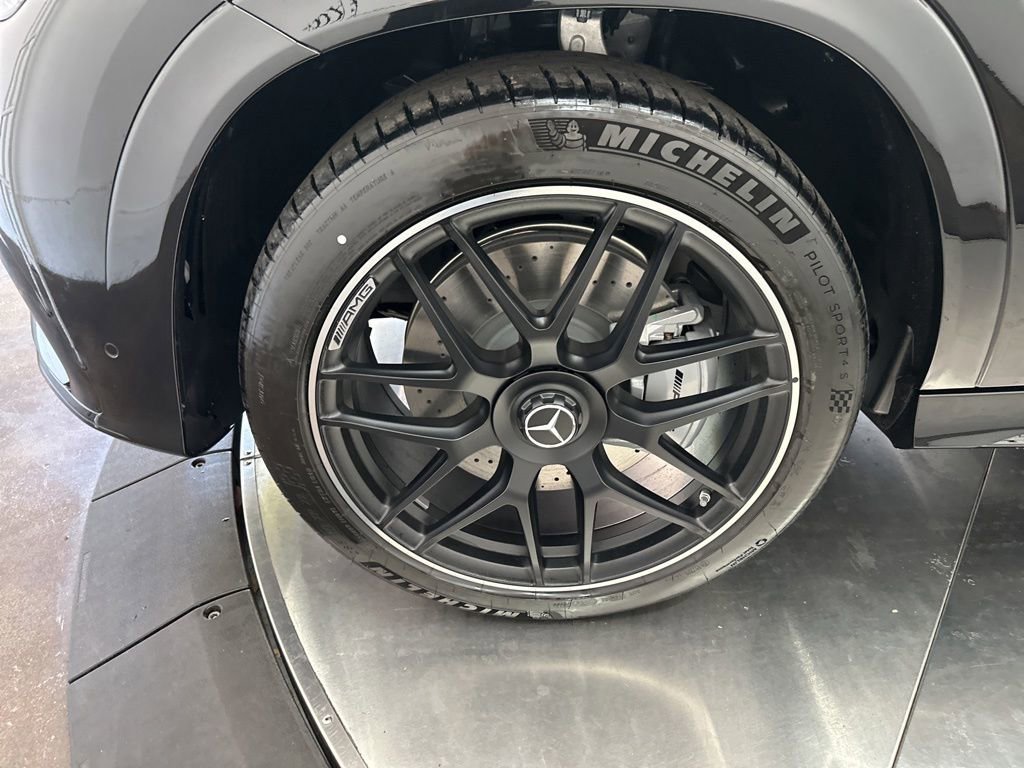 New 2026 Obsidian Black Metallic Mercedes-Benz AMG® GLE 53 4MATIC+ Coupe image 57