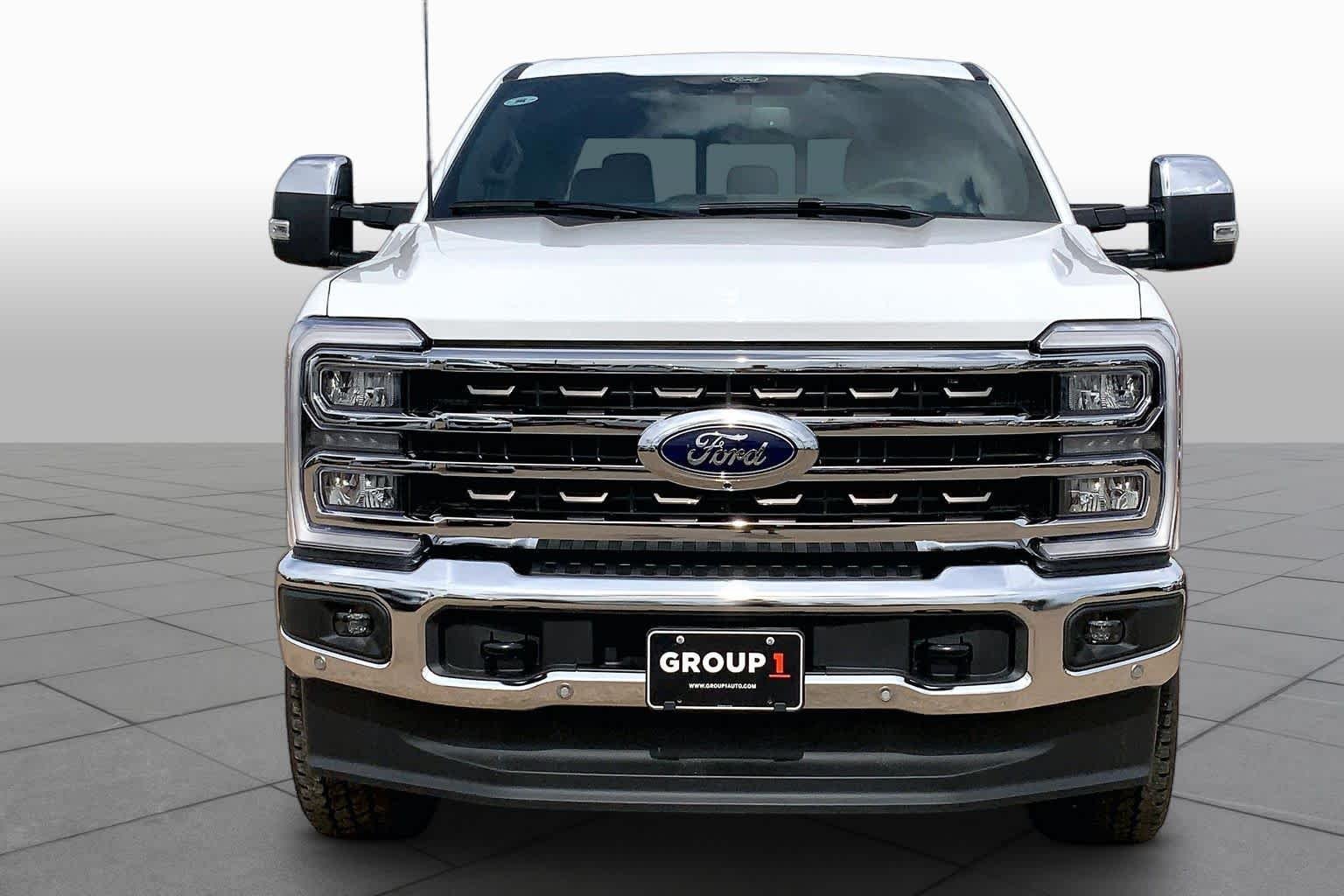 New 2026 Oxford White Ford F-250® King Ranch® image 3