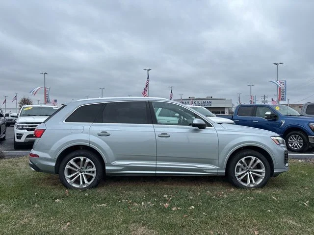 Used 2025 Satellite Silver Metallic Audi 55 Premium Plus image 5