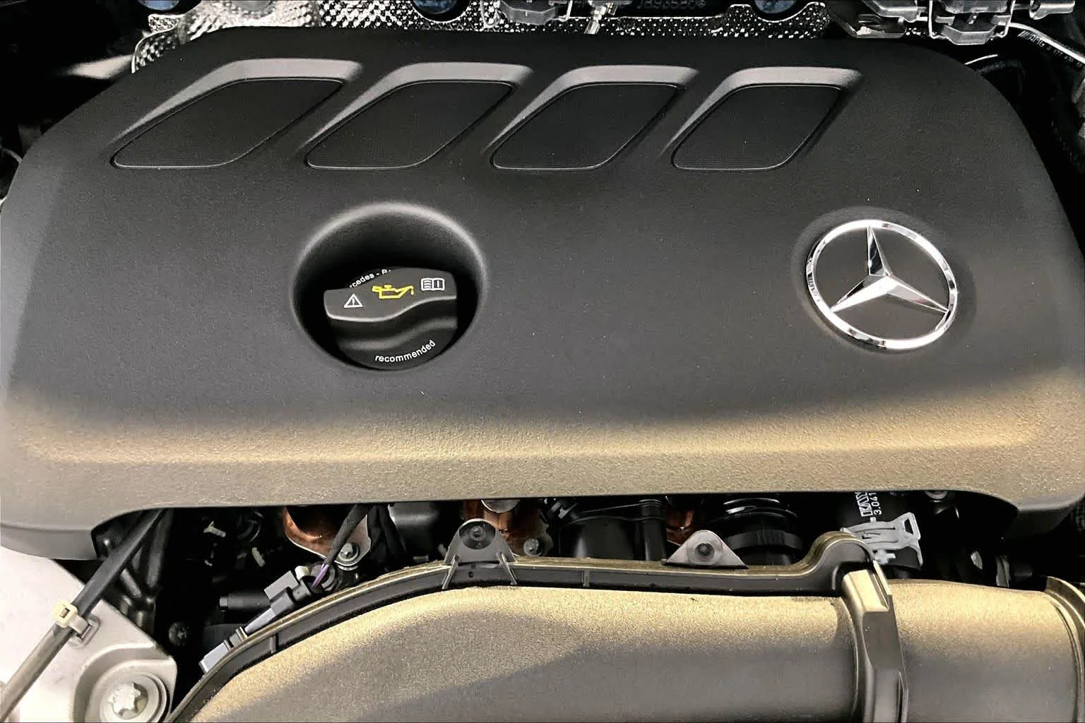 New 2026 Mountain Grey Metallic Mercedes-Benz GLA 250 image 15