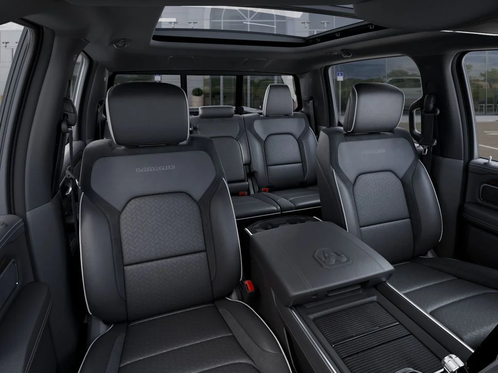 New 2026 Diamond Black Crystal Pearl-Coat Exterior Paint RAM Laramie image 17