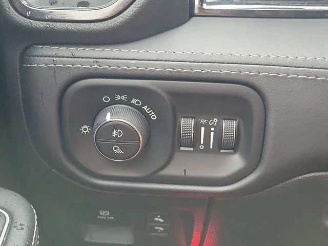 2022 RAM Ram 1500 Pickup Limited - Photo 24