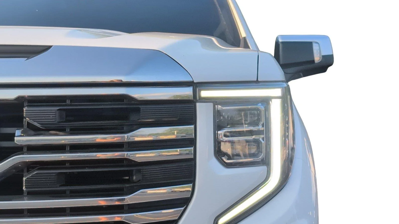 Used 2023 SUMMIT WHITE GMC SLT image 13