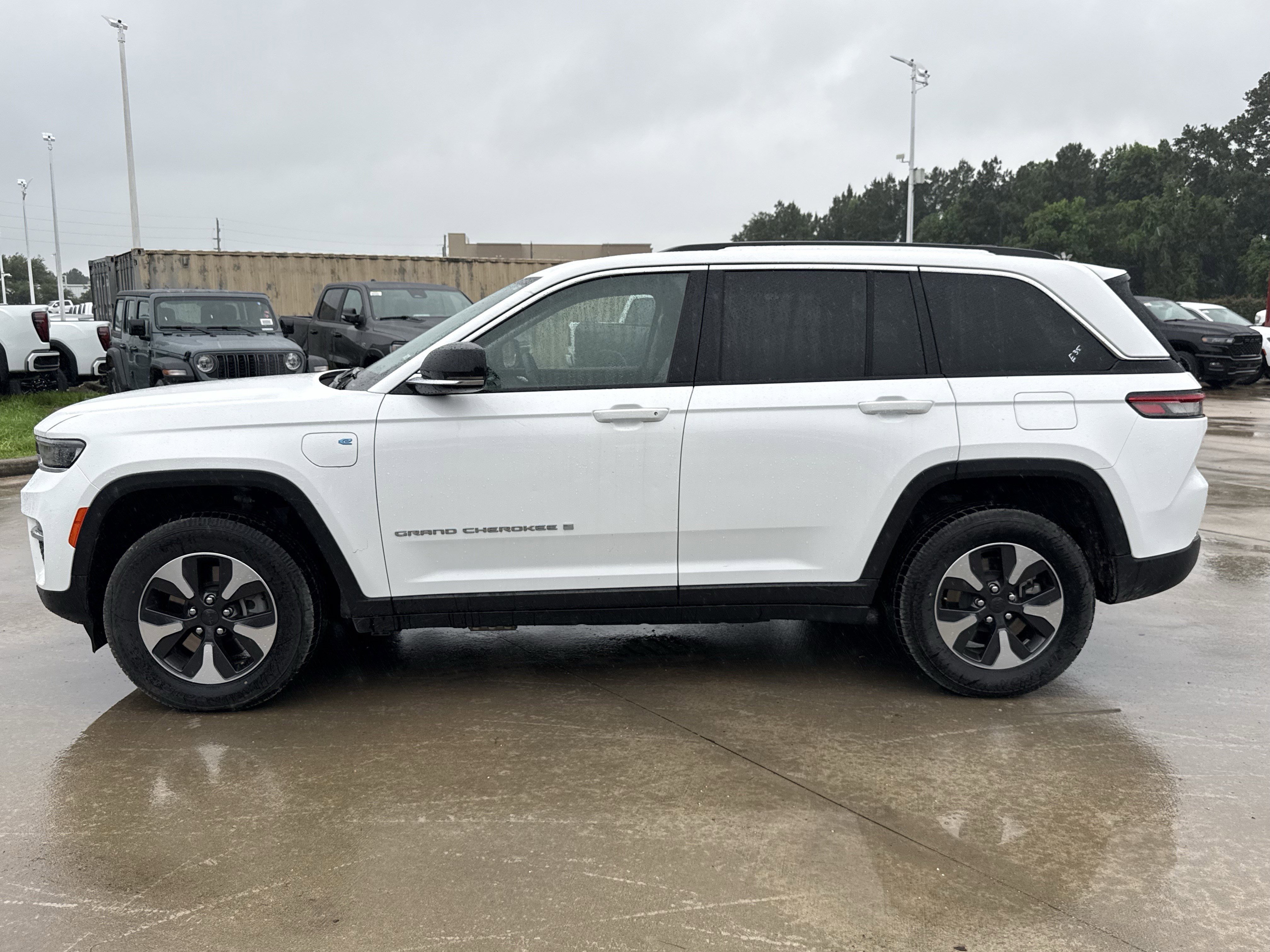Used 2024 Bright White Clearcoat Jeep 4xe image 7