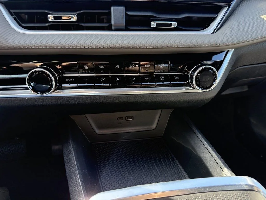 2026 Chevrolet Equinox LT - Photo 23