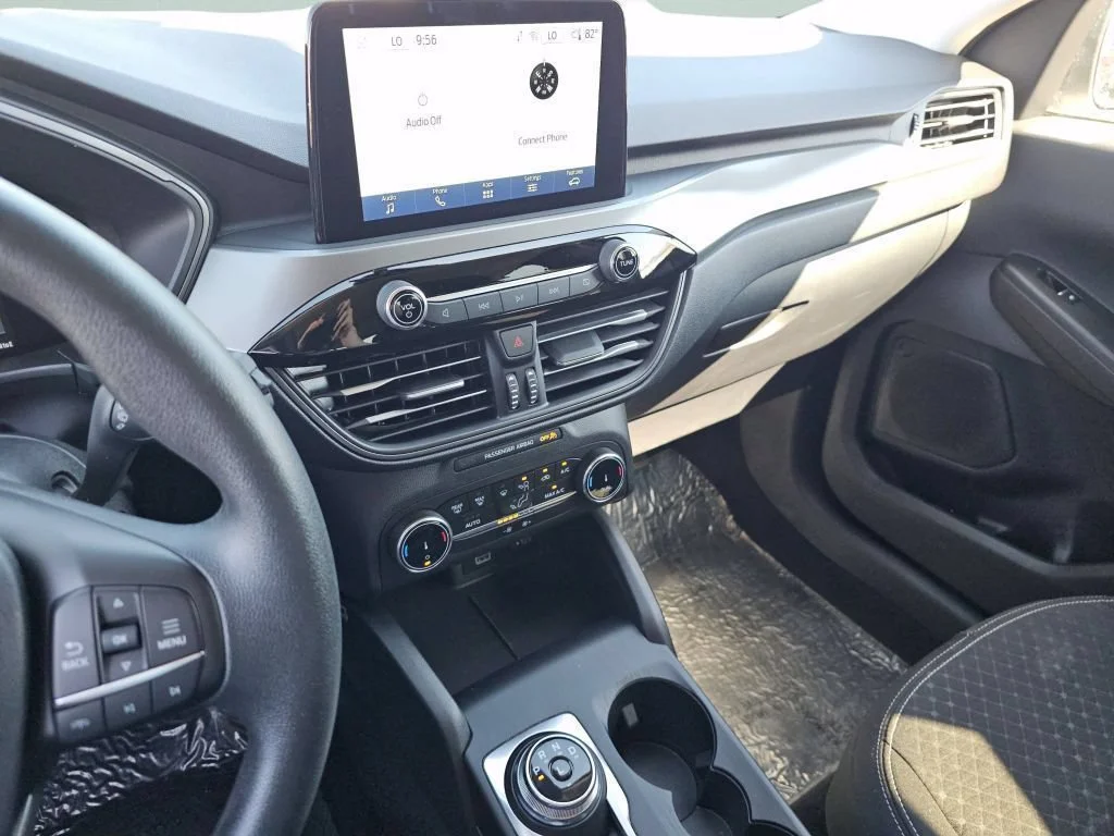 Used 2025 Silver Metallic Ford Active image 32