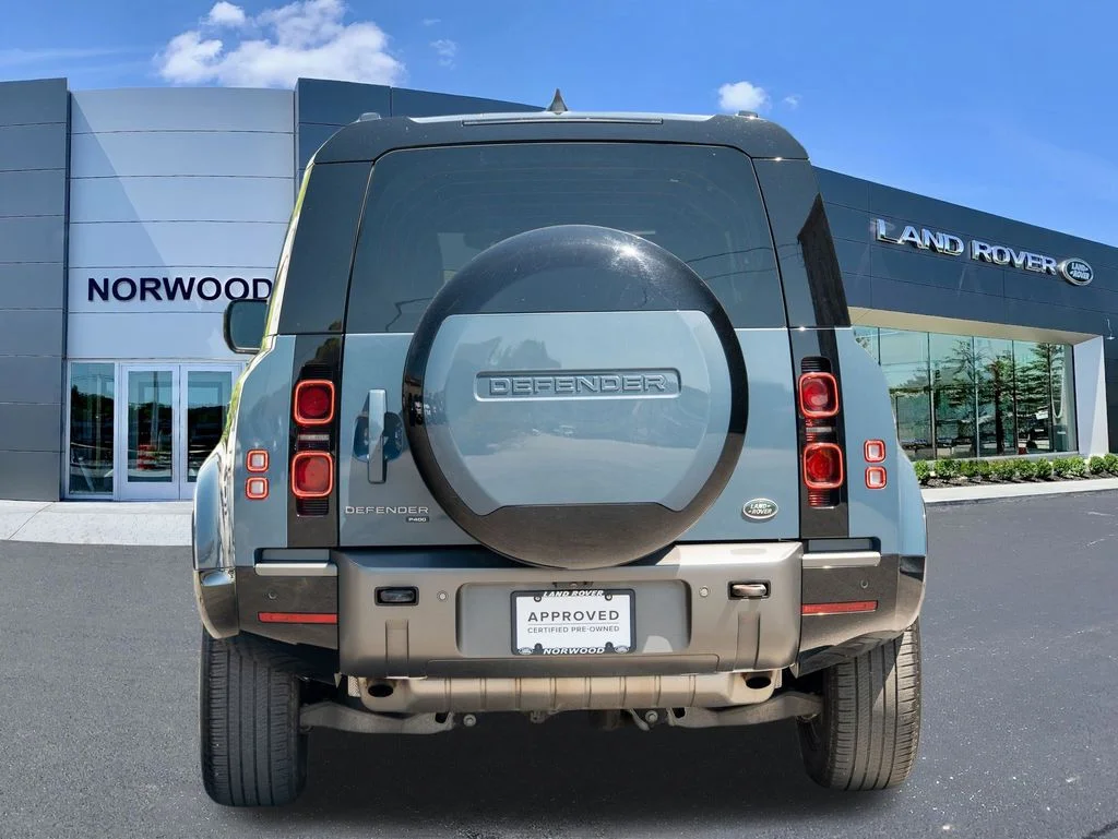 Certified Used 2023 Blue Land Rover X-Dynamic SE image 5