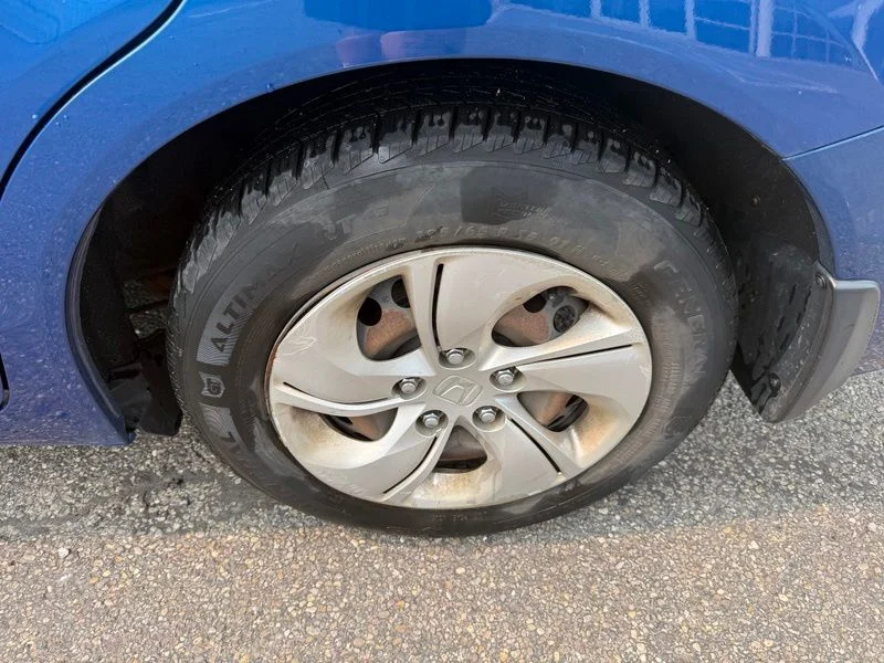 Used 2015 Blue Honda LX image 13