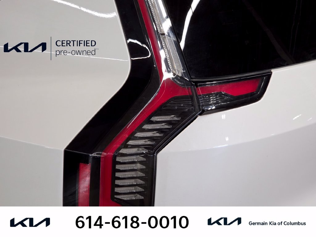 Used 2024 White Kia Land image 16