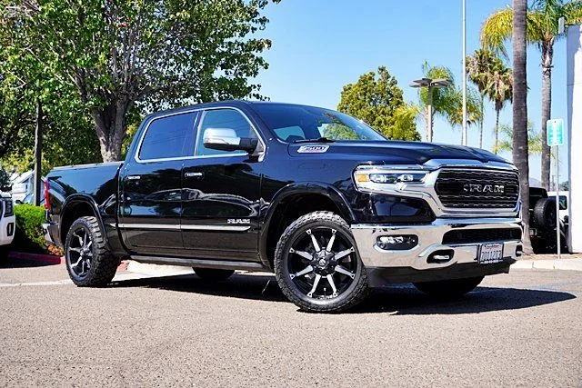 2022 RAM 1500 Limited 4x4 Crew Cab 5'7's photo