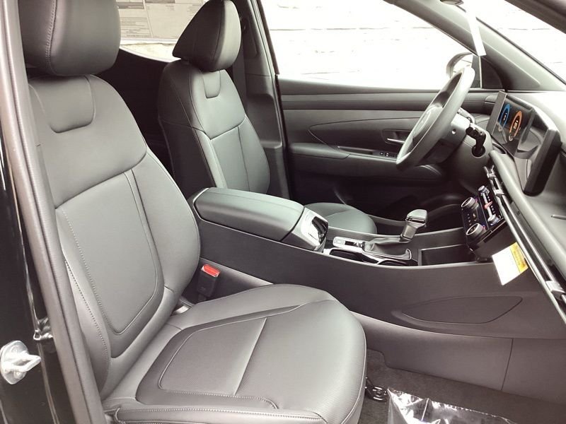 New 2026 Black Hyundai SEL image 19