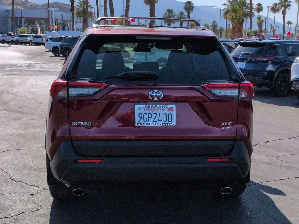 Used 2021 Red Toyota XLE Premium image 4