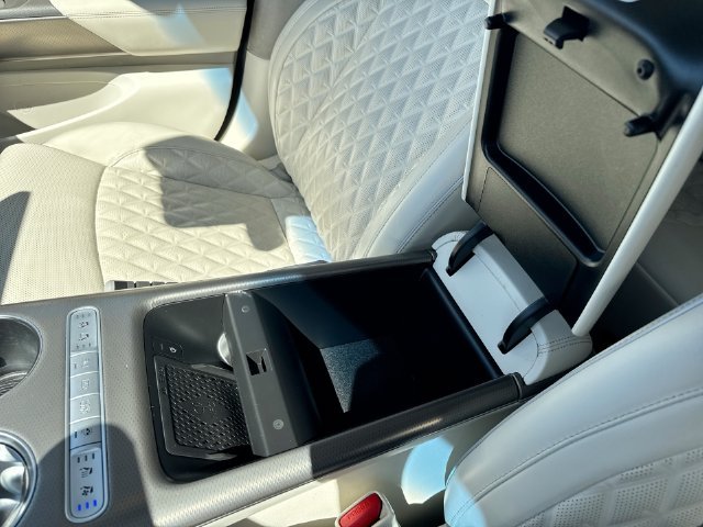 Used 2023 White Genesis Performance image 24