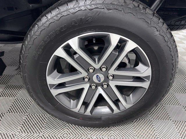 Used 2023 White Ford XL image 9