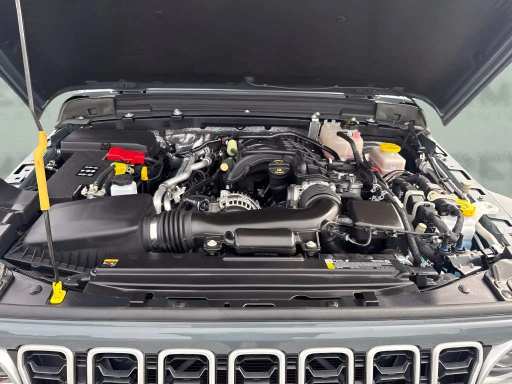 Used 2026 Gray Jeep Sahara image 27