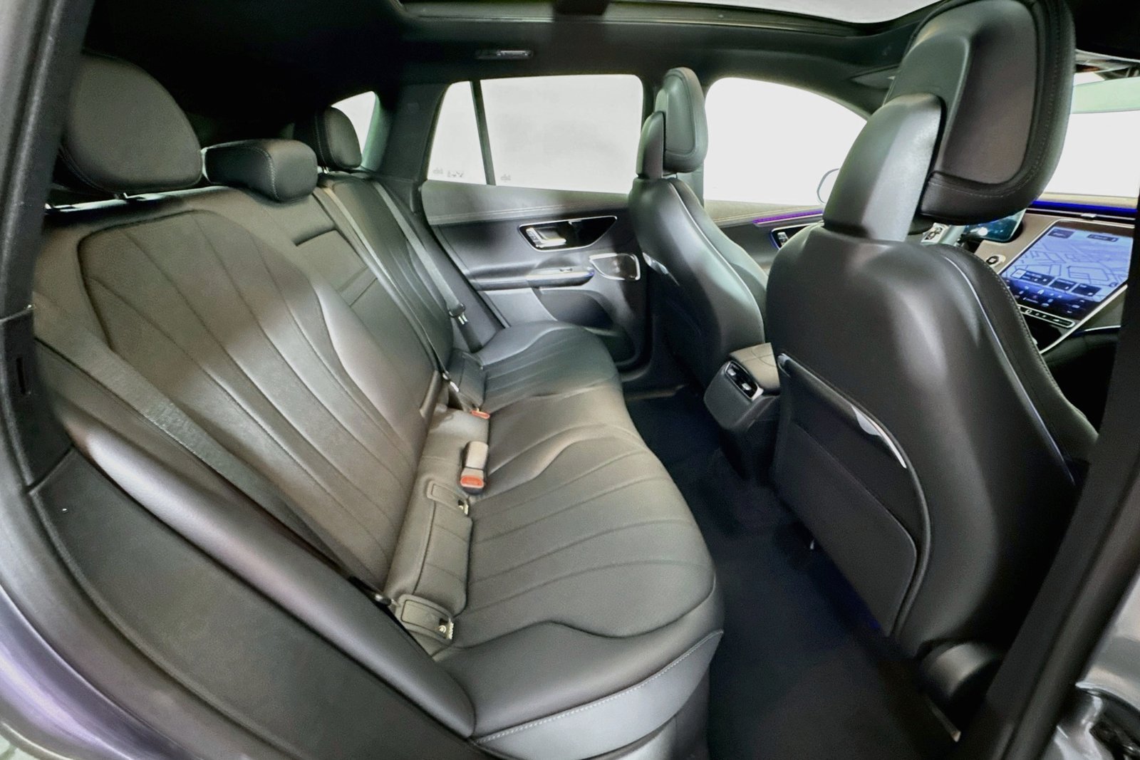New 2026 Selenite Grey Metallic Mercedes-Benz EQE 320 image 25