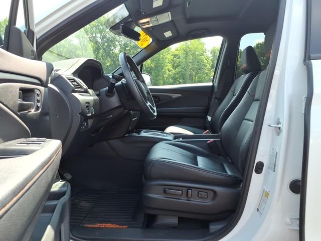 Used 2022 Platinum White Pearl Honda TrailSport image 13