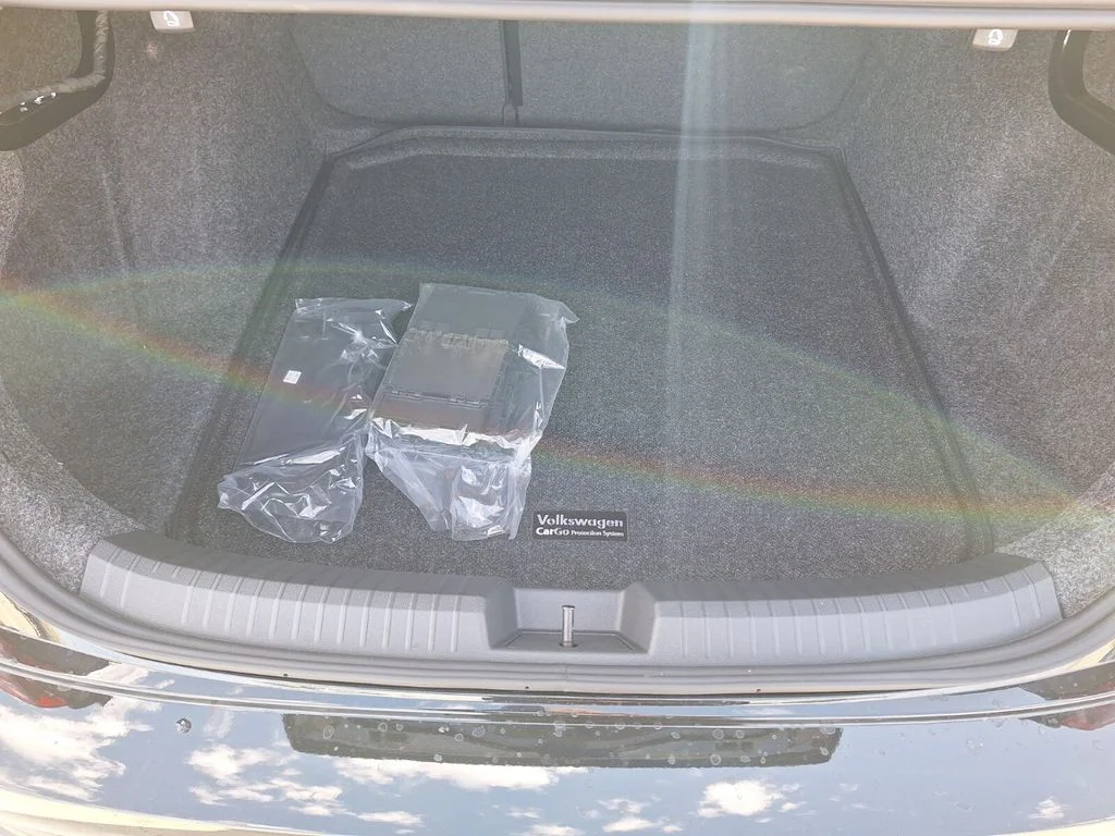 New 2026 Black Volkswagen 1.5T SE image 25