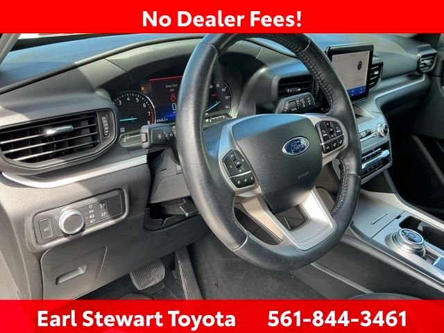 Used 2022 Gray Ford XLT image 29