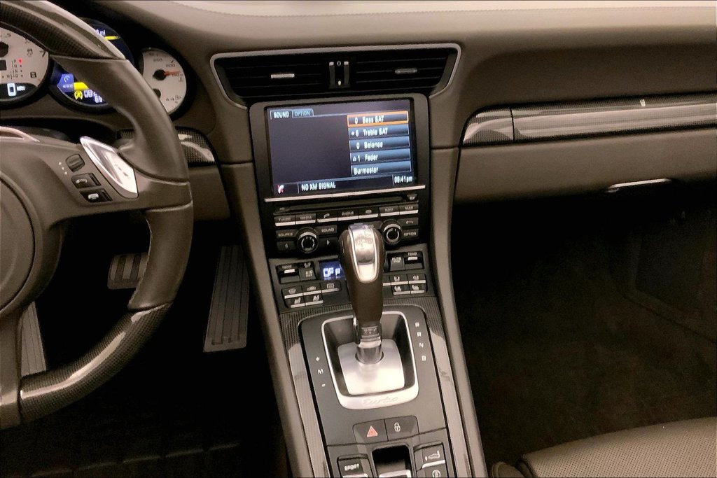 Used 2014 Rhodium Silver Metallic Porsche Turbo image 5