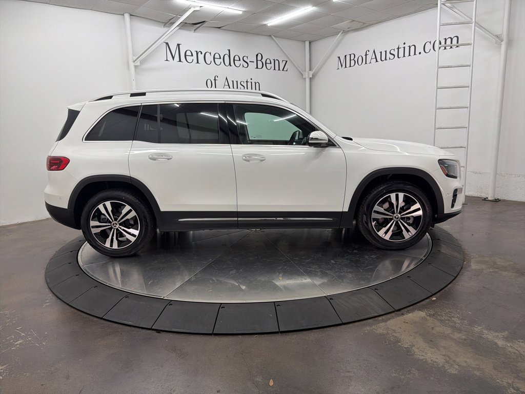 Used 2026 White Mercedes-Benz GLB 250 image 8