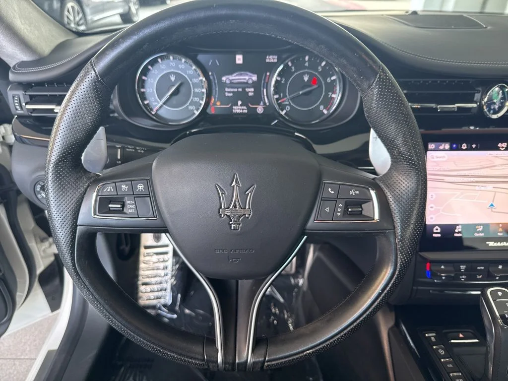 Certified Used 2022 Bianco Maserati Modena image 12