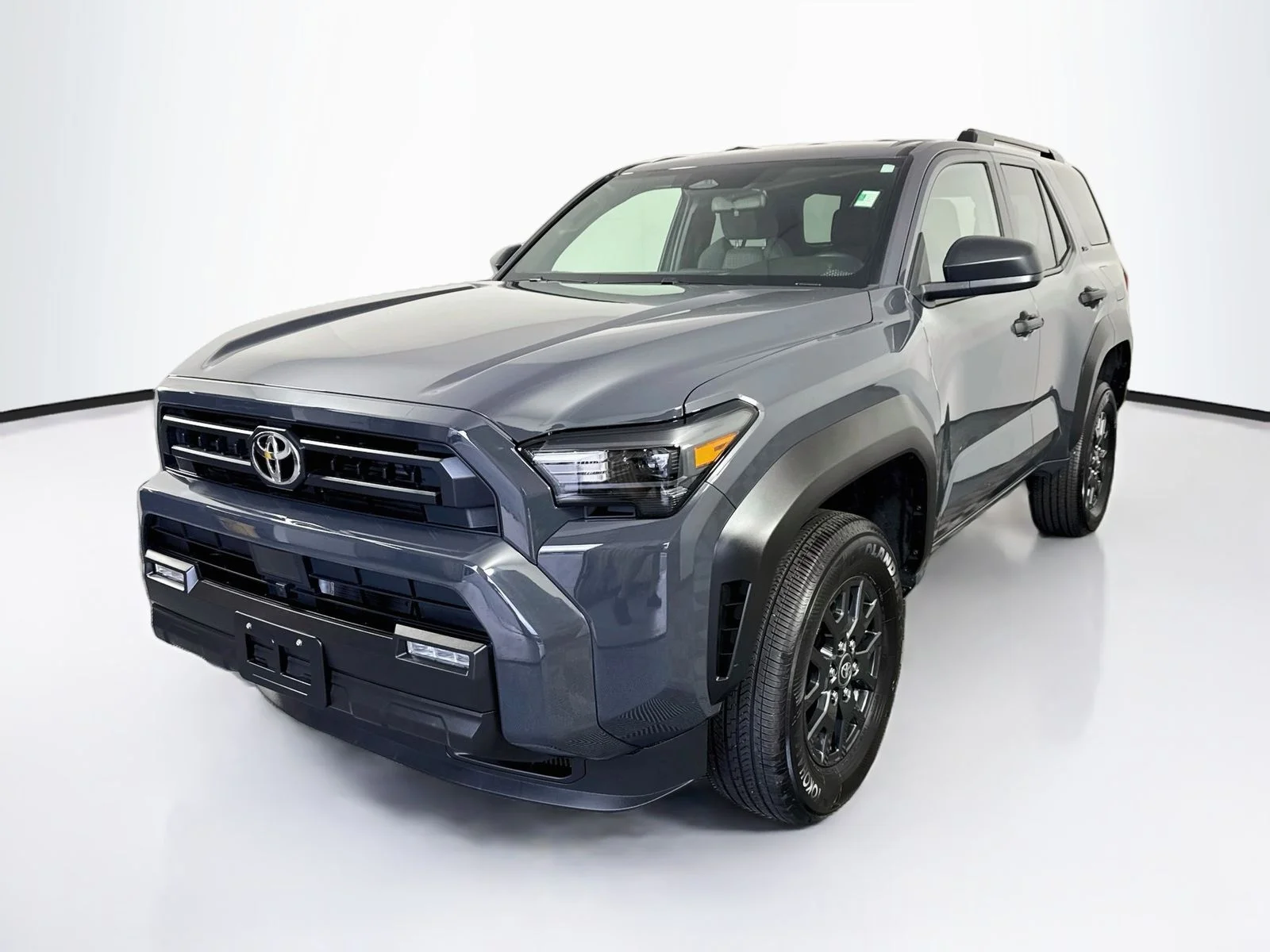 Certified Used 2025  Toyota SR5 image 3