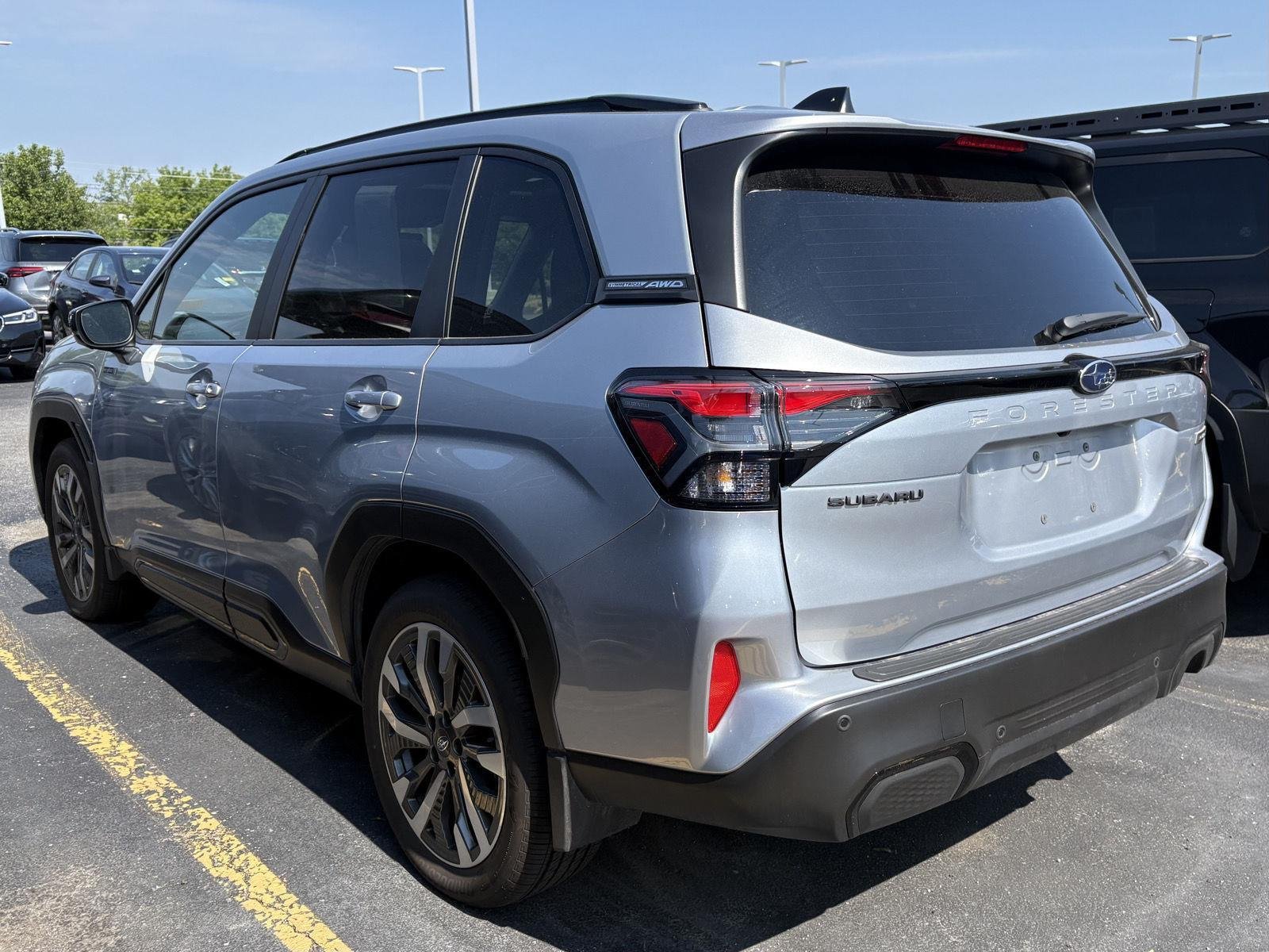 Used 2025 Ice Silver Metallic Subaru Touring Hybrid image 4