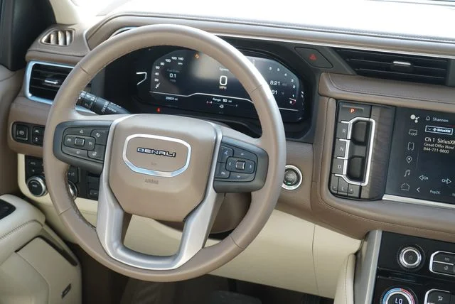 Used 2023 White GMC Denali image 14