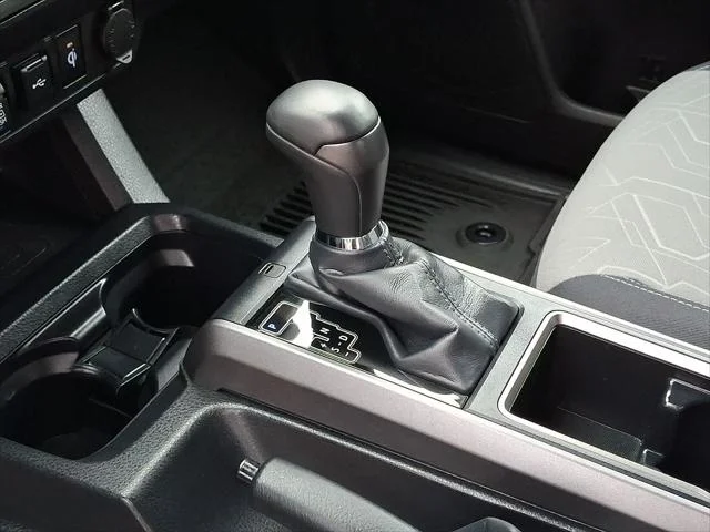 Certified Used 2023 BLACK Toyota  image 18
