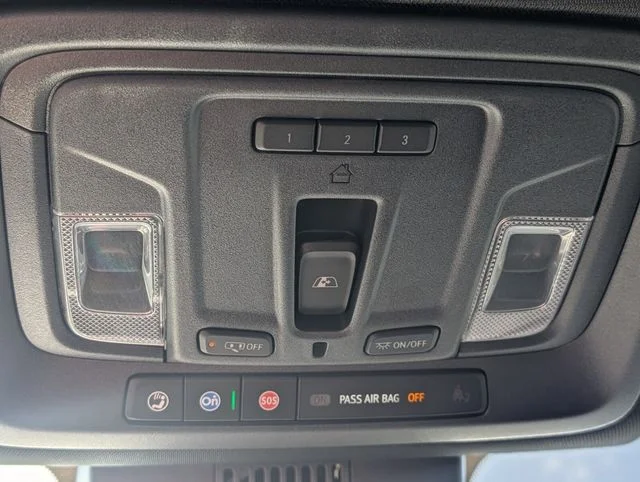 Used 2025 Black Chevrolet High Country image 29