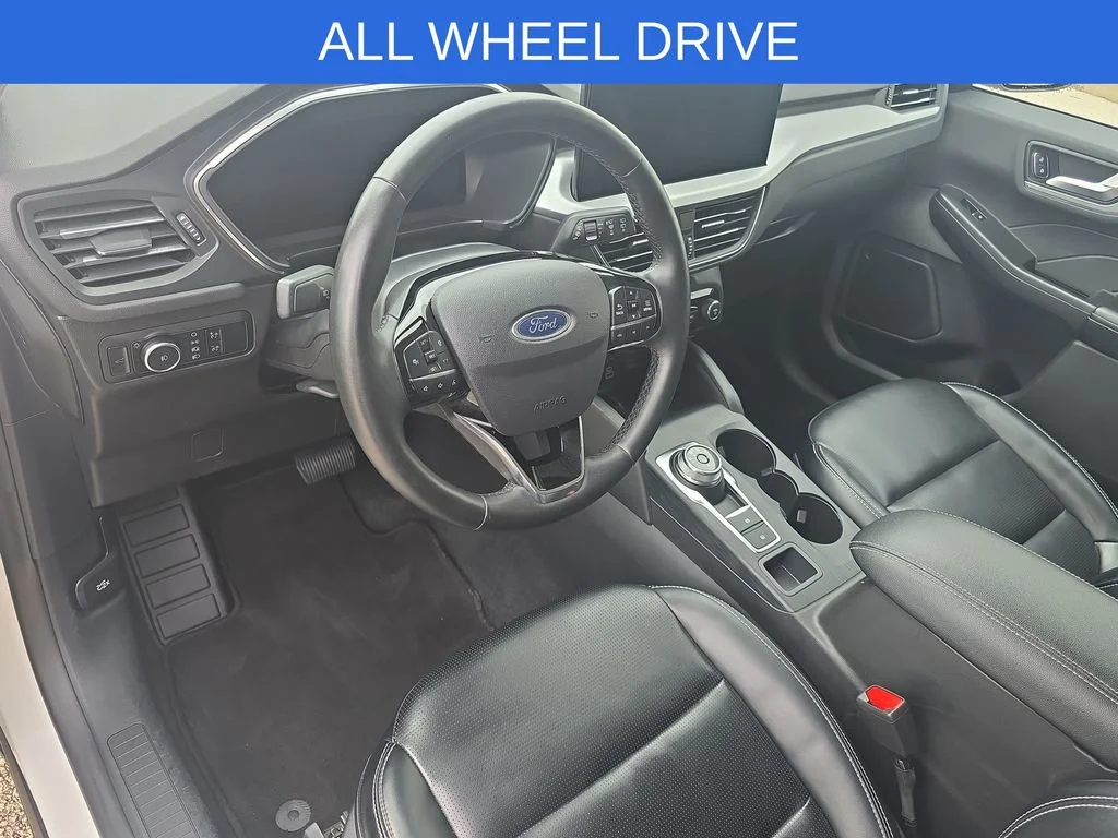 2024 Ford Escape Platinum - Photo 10