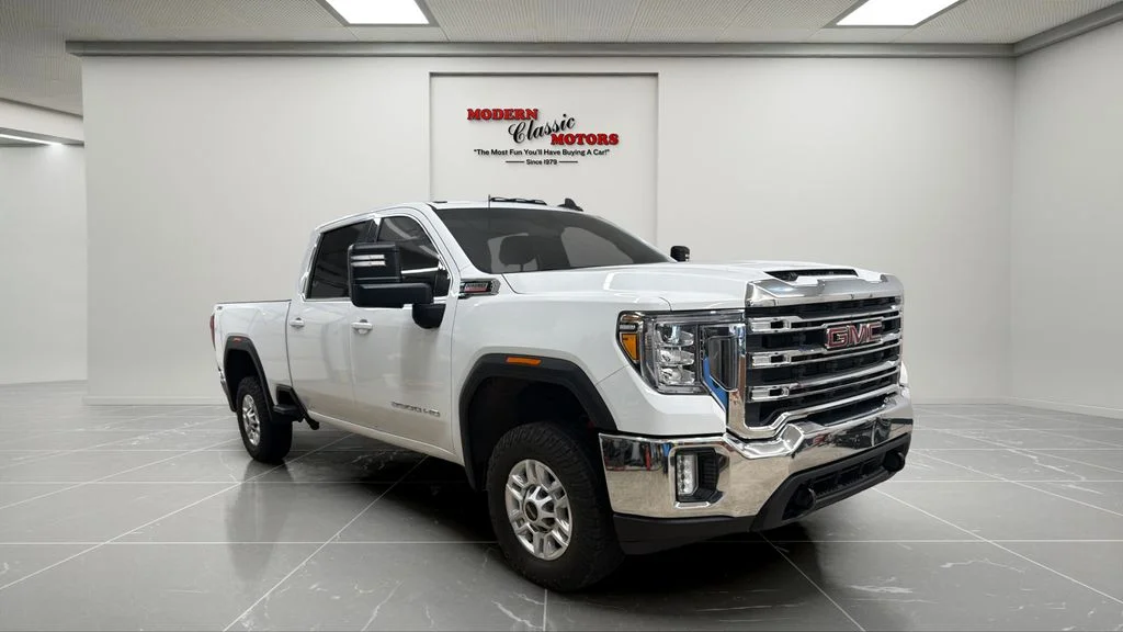 2023 GMC Sierra SLE 4WD Crew Cab Standard Box's photo