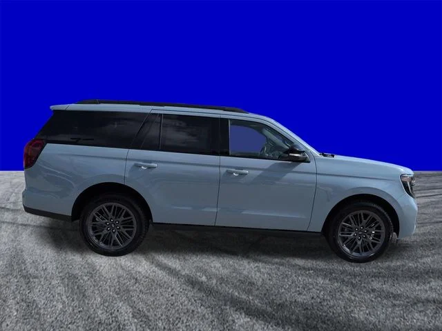 New 2027 Glacier Gray Metallic Tri-Coat Ford Platinum image 3