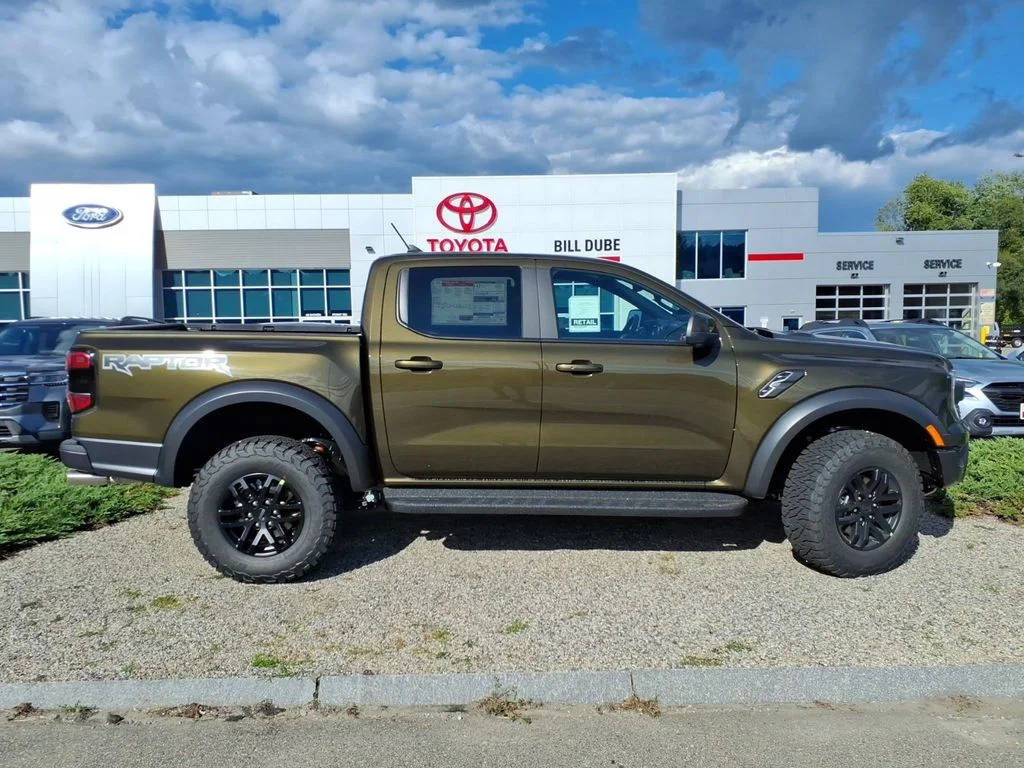 New 2026 Shelter Green Metallic Ford Raptor image 9