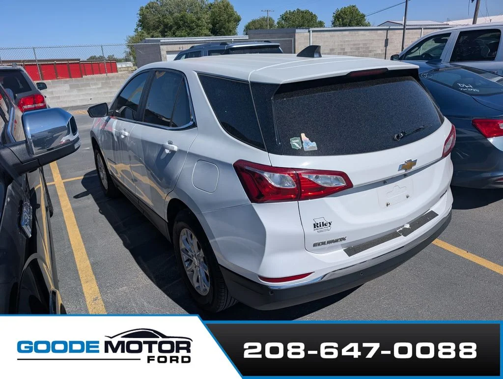 Used 2021 White Chevrolet LT image 2