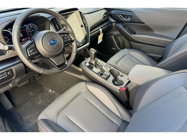 New 2026 CRYSTAL WHITE PEARL Subaru Limited Hybrid image 50