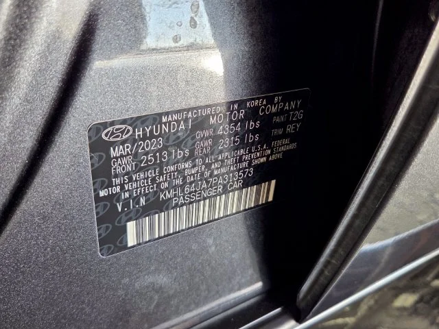 Used 2023 Gray Hyundai SEL image 16