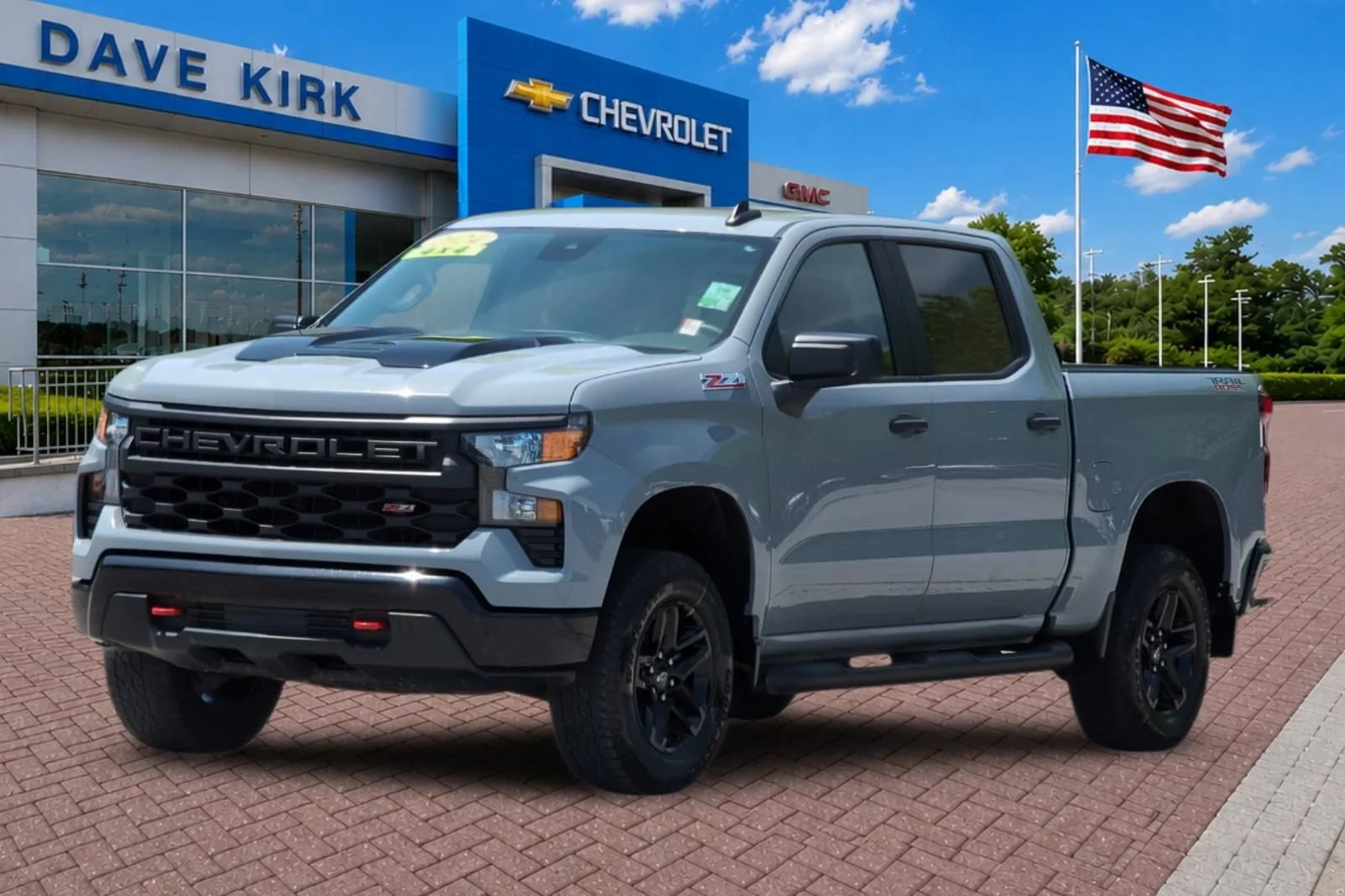 Used 2024 Slate Gray Metallic Chevrolet Custom Trail Boss image 7