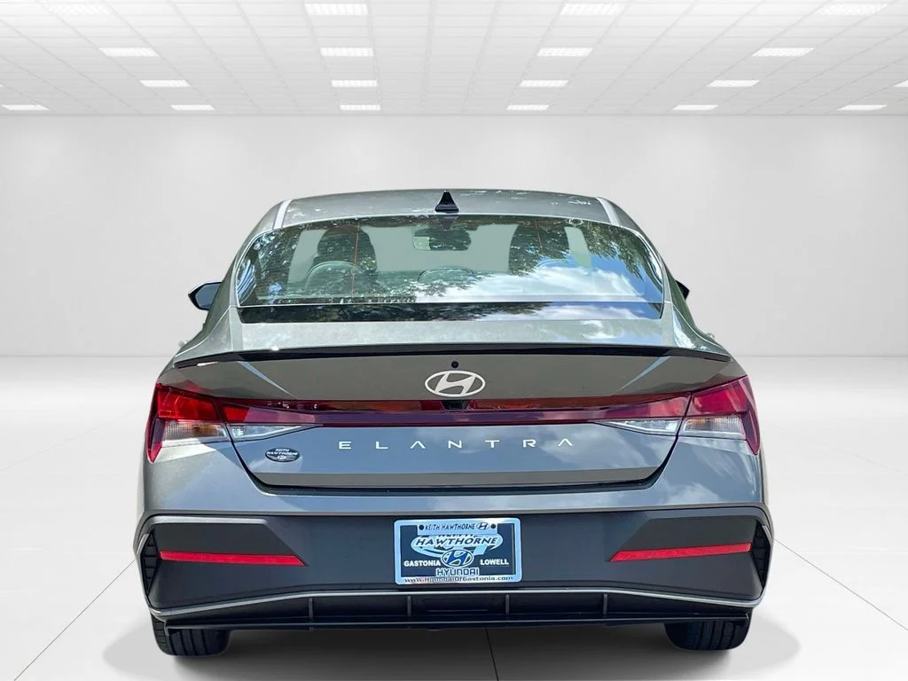 New 2026 Gray Hyundai SEL Sport image 5