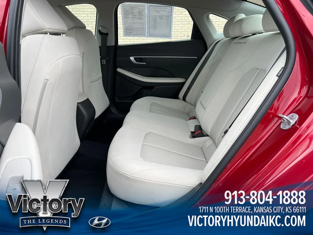 Used 2024 Red Hyundai SEL image 25