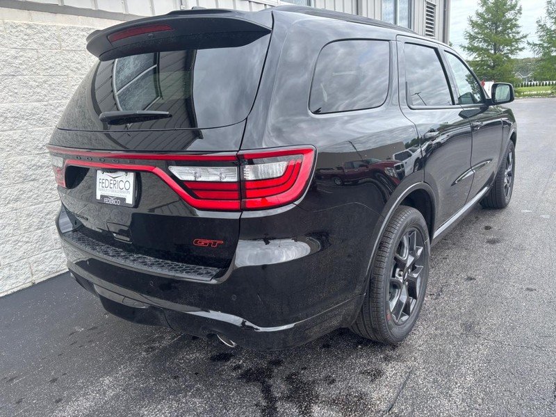 New 2026 Diamond Black Clear-Coat Exterior Paint Dodge GT Plus HEMI V8 AWD image 3