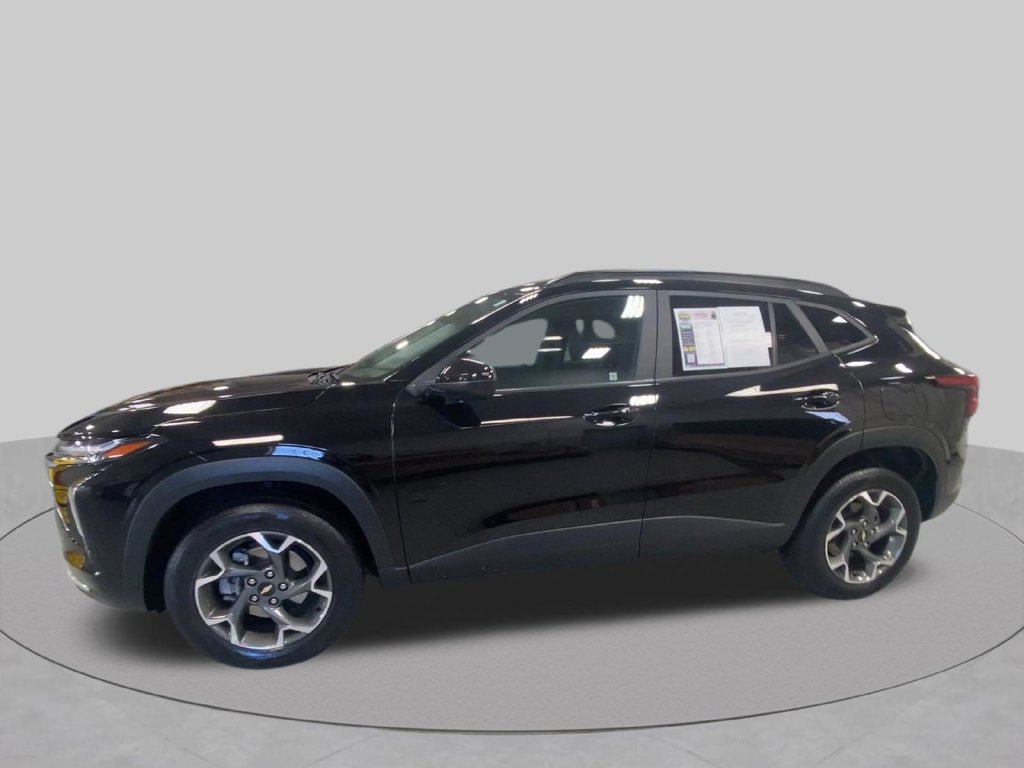2024 Chevrolet Trax LT - Photo 6