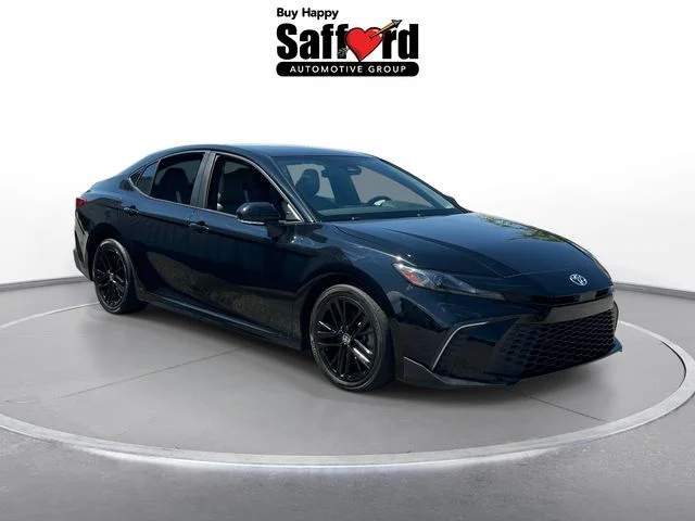 2025 Toyota Camry SE - Photo 6